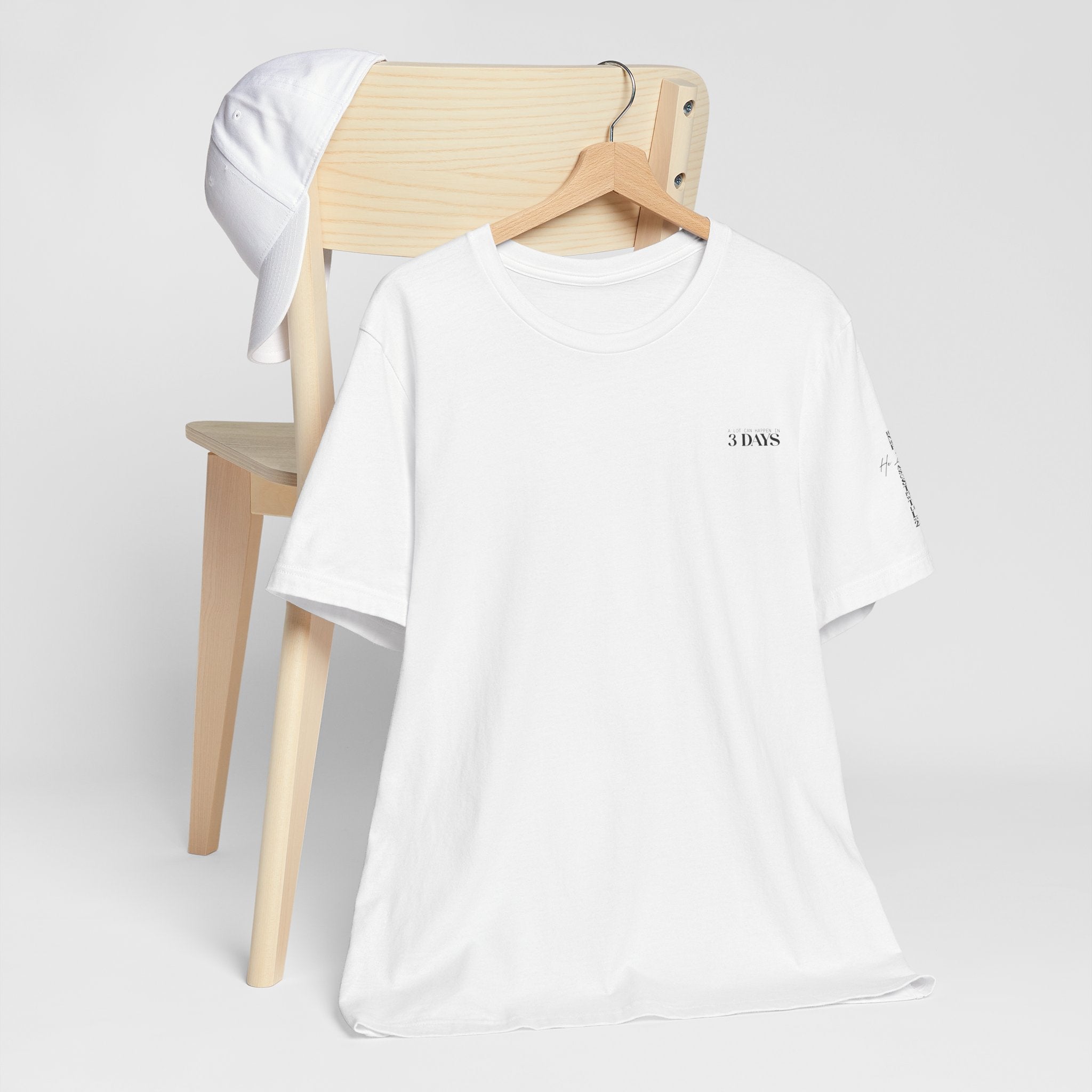 T-Shirt — Minimal '3 Days' Chest & Sleeve Graphic Tee